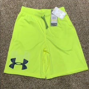 Under Armour Boys Shorts new with tags